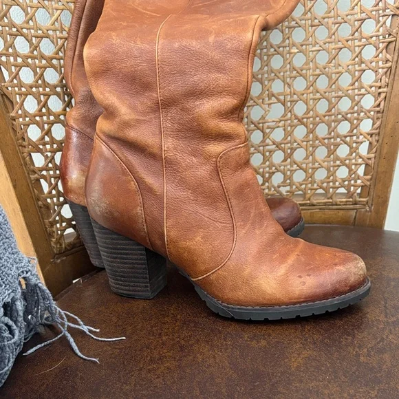 Clarks Brown Leather knee high Boots size 6 - Picture 4 of 9